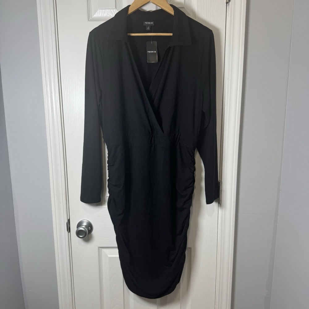 TORRID NWT $89 Soft Stretch Shirred Surplice Black Shirt Dress Size 2 US 2X